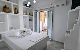 Anoi Rooms